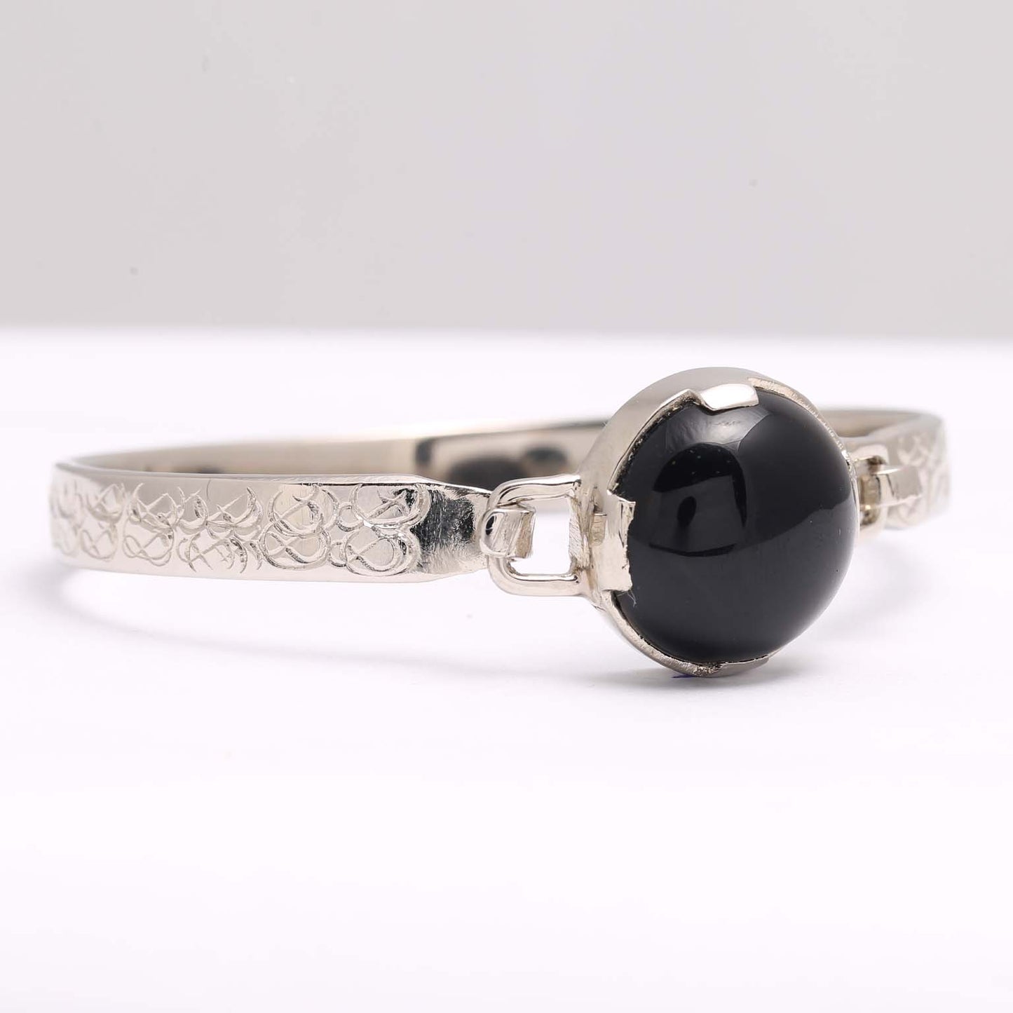 Black Aqeeq Bracelet Ladies Round Aqeeq Kara