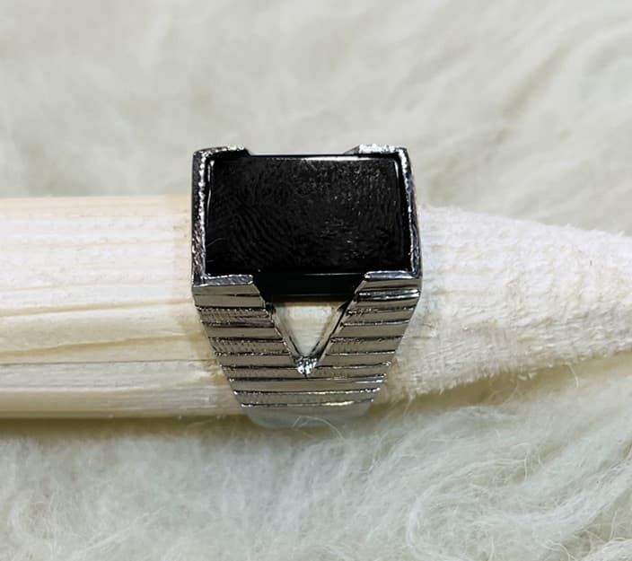 Natural Black Aqeeq Rectangle Shape Agate Mens Silver Ring
